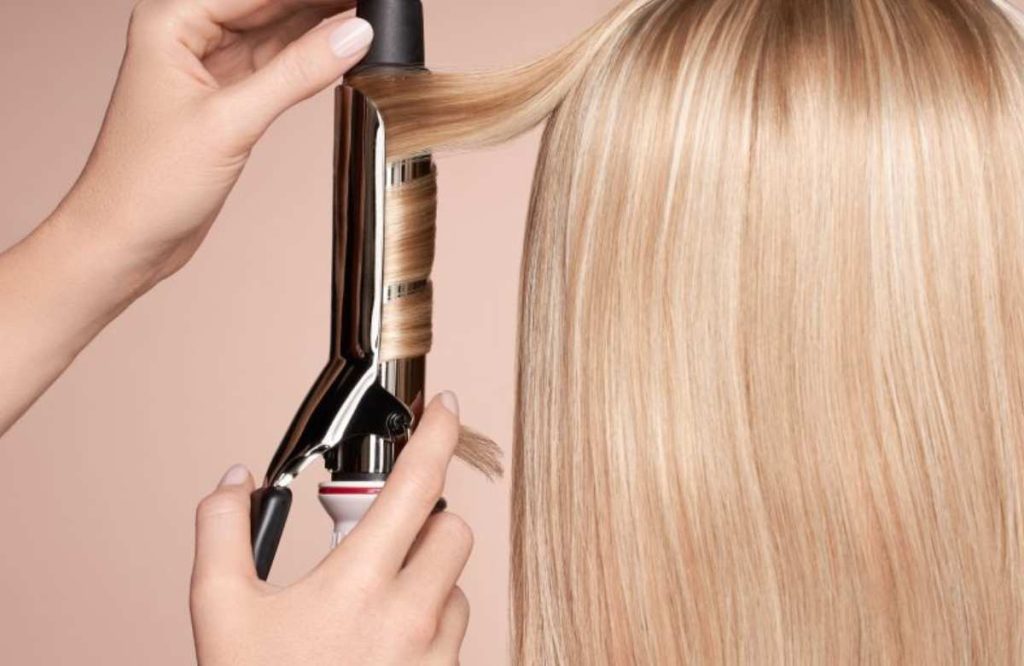 Simple Curling Tips To Make Curls Last Longer