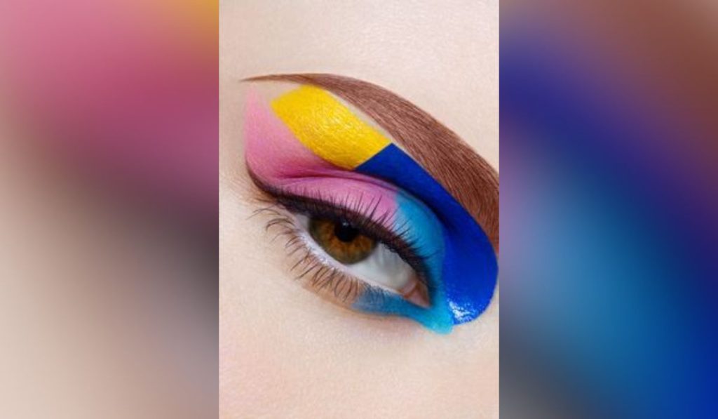 Color-blocking Eyeshadow Look - Summer Eyeshadow Trends