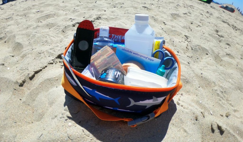 First-aid Kit - Baby beach essentials