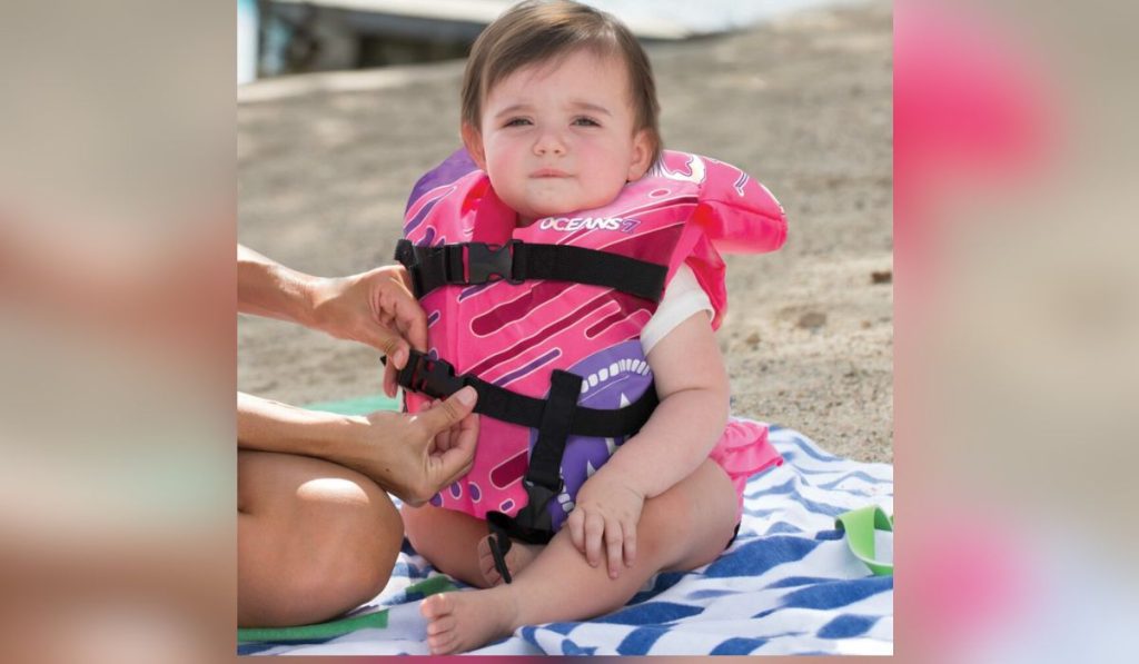 Life jacket - Baby beach essentials