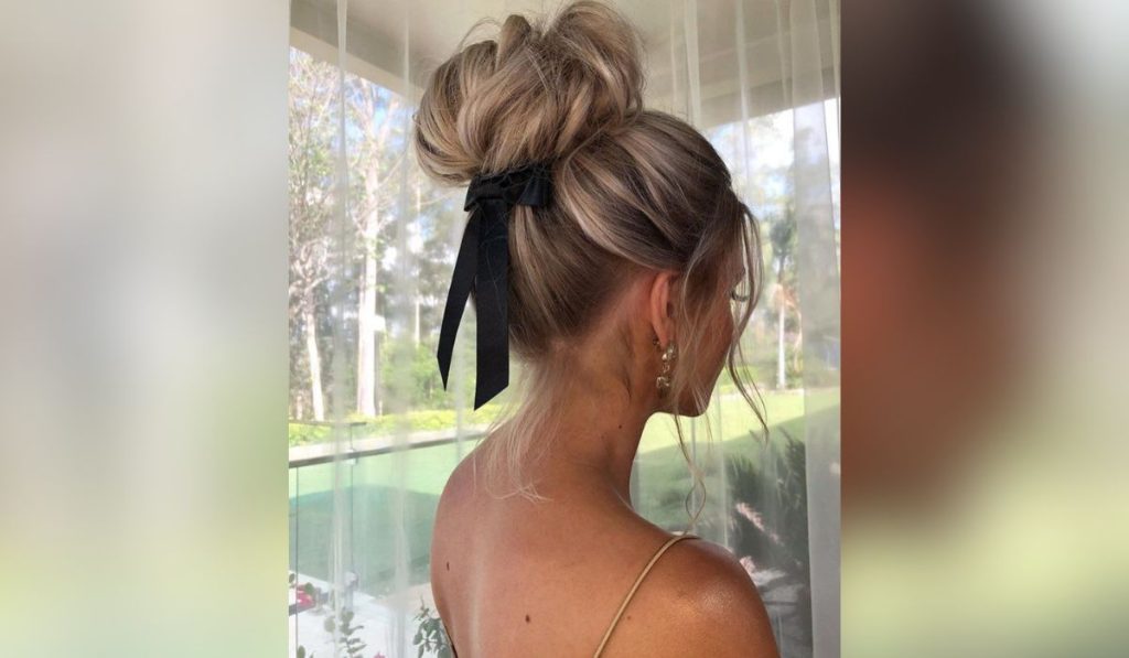 Messy Bun With A Bow