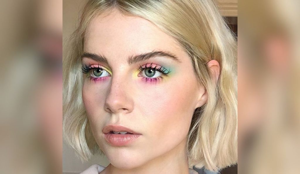 Pastel Tie-dye Eyeshadow Look - Summer Eyeshadow Trends