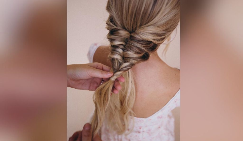 Topsy Tail - Wedding Guest Hairstyles