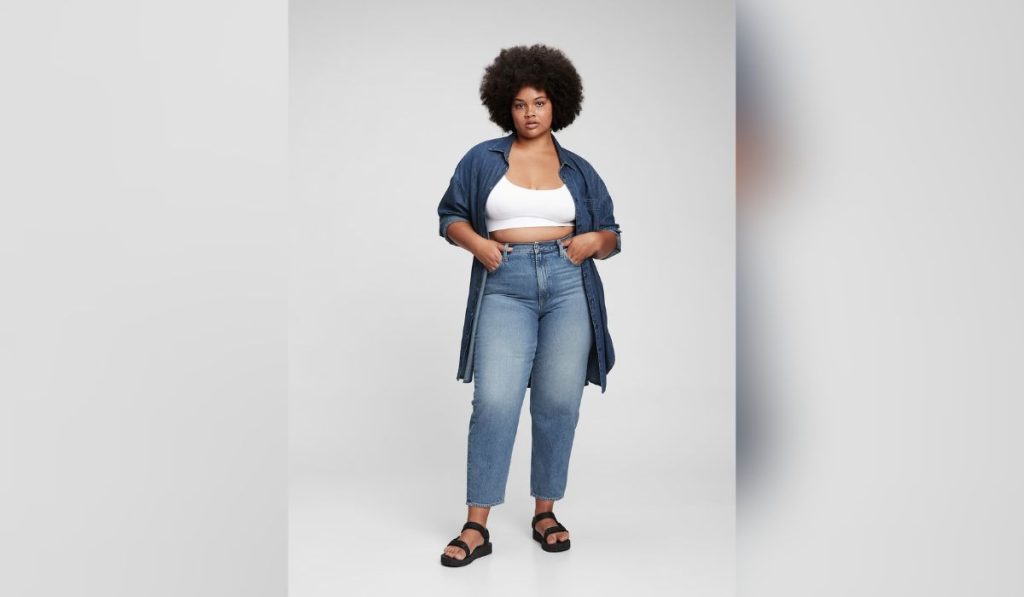 Plus size barrel jeans